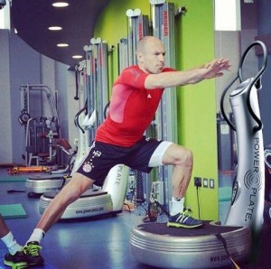 Arjen Robben, a Bayern játékosa is Power Plate-tel növeli robbanékonyságát és gyorsaságát.